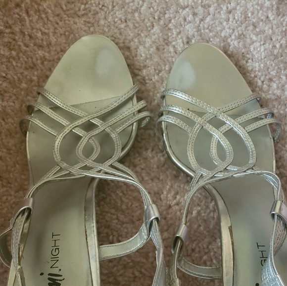 Silver heals - Picture 2 of 2